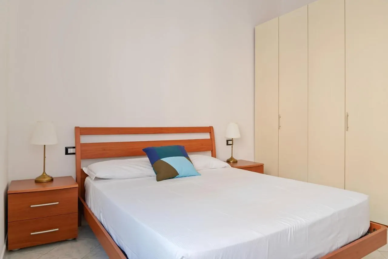 Stazione Centrale Cozy And Functional Flat Milan